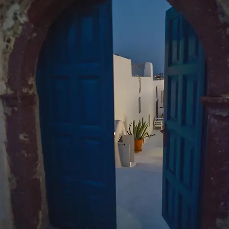 Villa Art Canava Luxury Fira (Santorini)