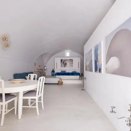 Villa Art Canava Luxury Fira (Santorini)