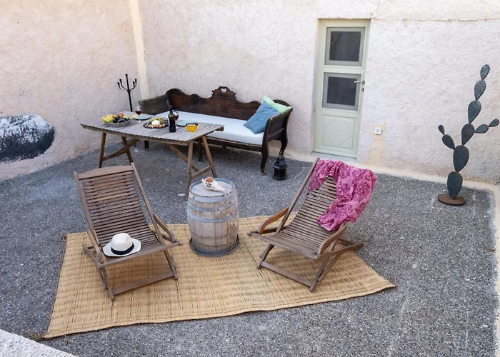 Art Canava Luxury Villa Fira (Santorini)